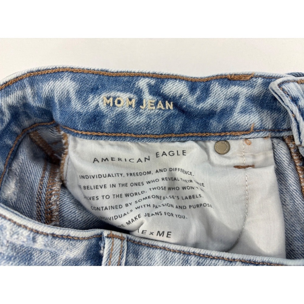 American Eagle Mom Jeans Size 2 Comfort Stretch Waistband - Picture 3 of 9